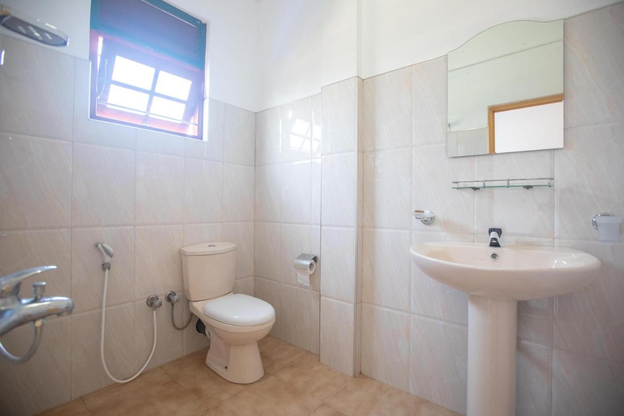 Rise - Bed & Breakfast Weligama Luaran gambar
