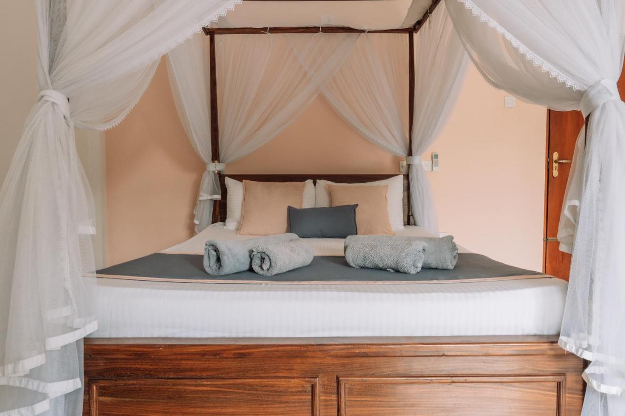 Rise - Bed & Breakfast Weligama Luaran gambar
