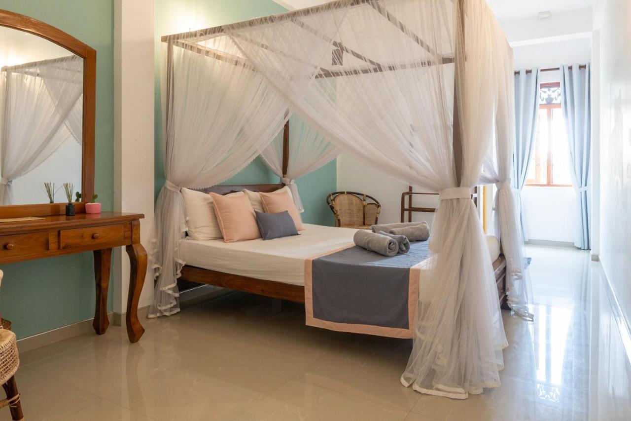 Rise - Bed & Breakfast Weligama Luaran gambar