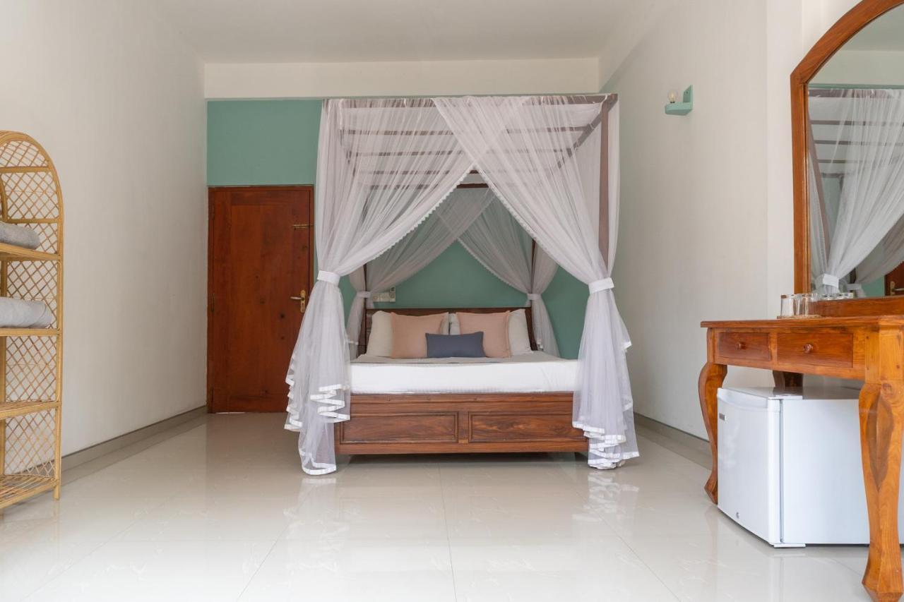 Rise - Bed & Breakfast Weligama Luaran gambar